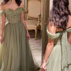 Elegant Green Off-Shoulder Evening Gown
